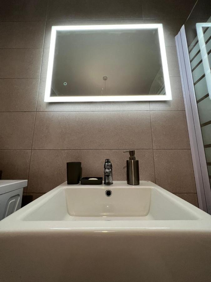 Brand New Apartment 2 Mins From Seafront St. Paul's Bay Buitenkant foto
